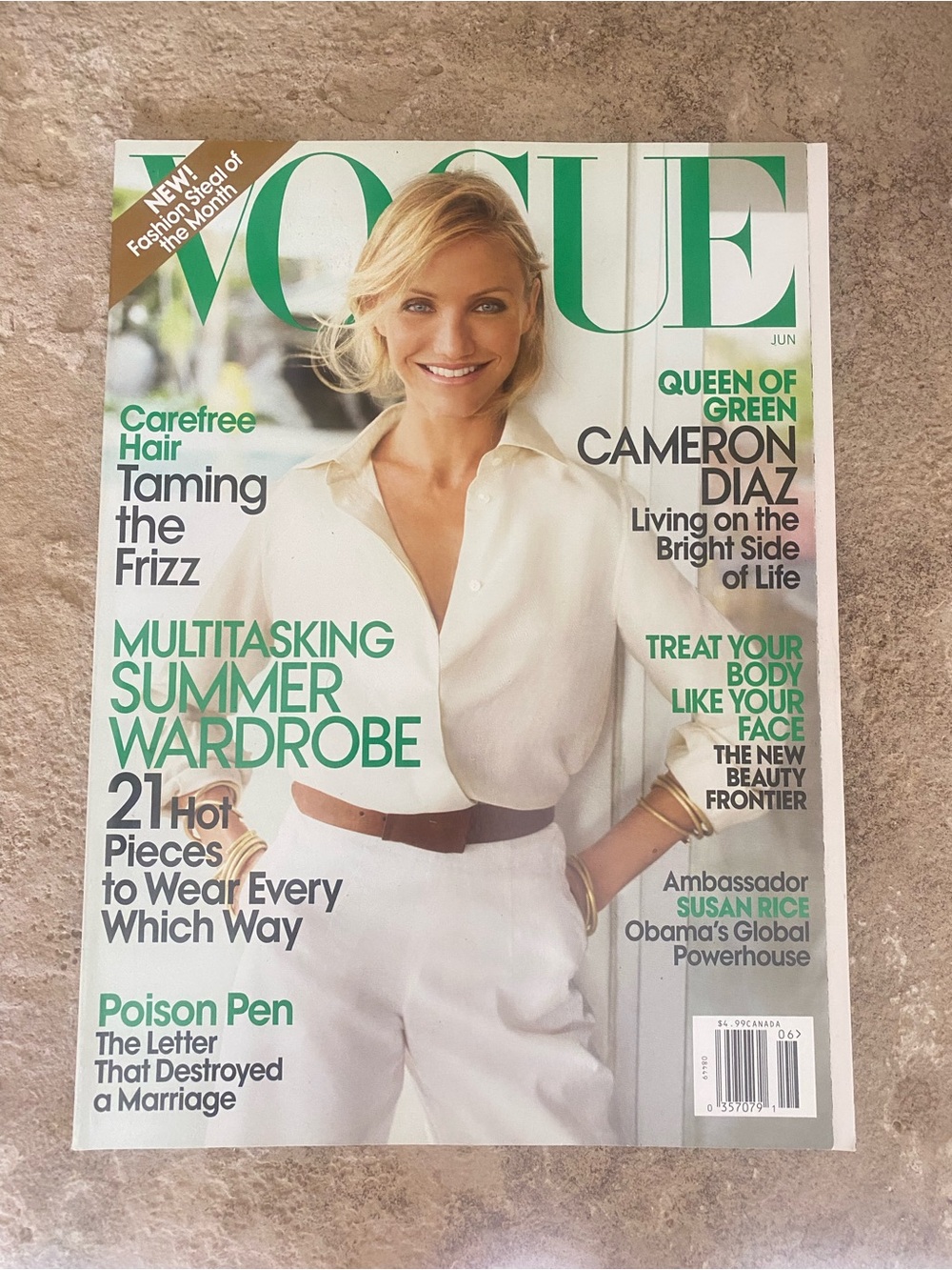 Vintage 2009 Vogue Magazine featuring Cameron Diaz on cover.